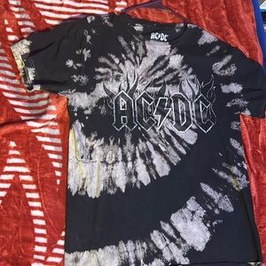 Medium AC/DC band tee